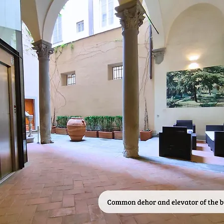 Apartment Tintoretto Frescoed Loft In The Oltrarno *